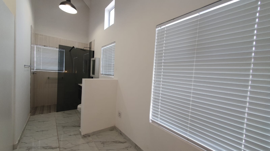 2 Bedroom Property for Sale in Lampiesbaai Western Cape